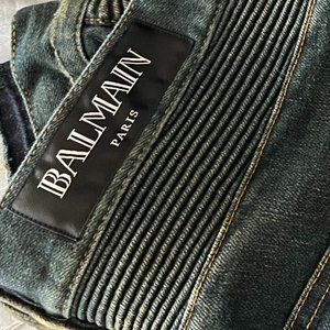 NEW BALMAIN JEANS WITH TAG $400